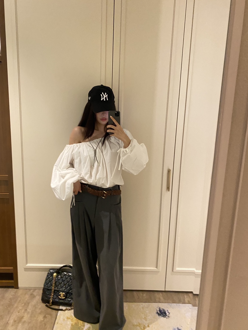 FOUREIGHT韓國代購女士新款職業推薦時尚熱賣真品襯衫蕾絲衫FOUR EIGHT襯衫/蕾絲衫