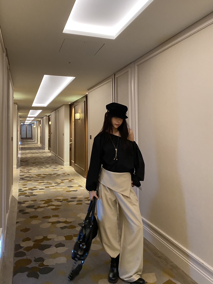 FOUREIGHT韓國代購女士新款職業推薦時尚熱賣真品襯衫蕾絲衫FOUR EIGHT襯衫/蕾絲衫