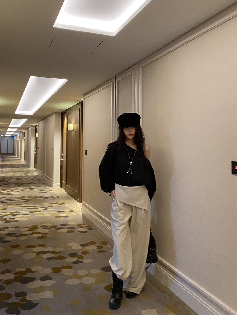 FOUREIGHT韓國代購女士新款職業推薦時尚熱賣真品襯衫蕾絲衫FOUR EIGHT襯衫/蕾絲衫