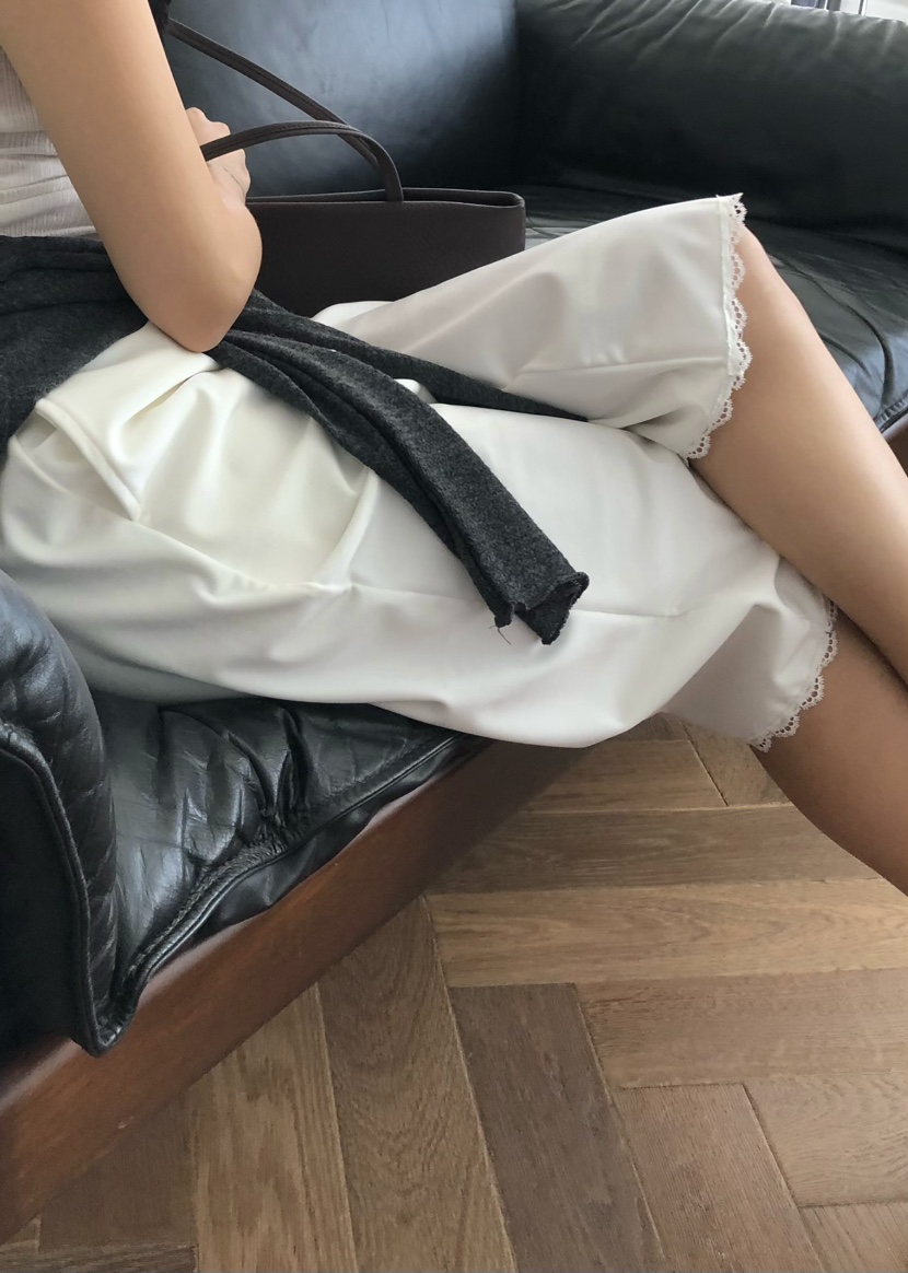 OUPPT東大門直郵女裝新品熱賣時尚真品人氣休閑短褲天鵝絨OUPPT短褲