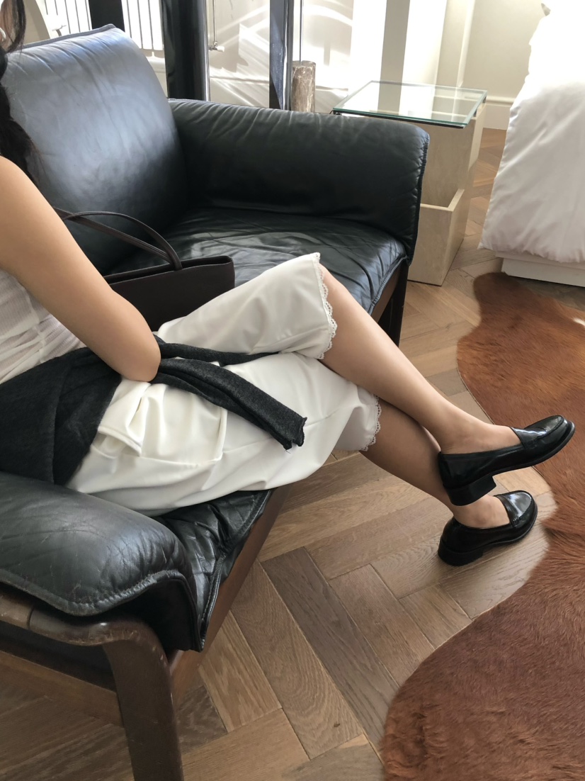 OUPPT東大門直郵女裝新品熱賣時尚真品人氣休閑短褲天鵝絨OUPPT短褲