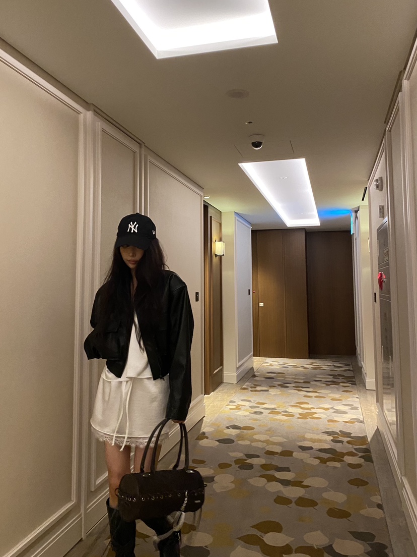 FOUREIGHT東大門直郵女裝新款真品休閑熱賣推薦時尚人氣皮衣FOUR EIGHT皮衣