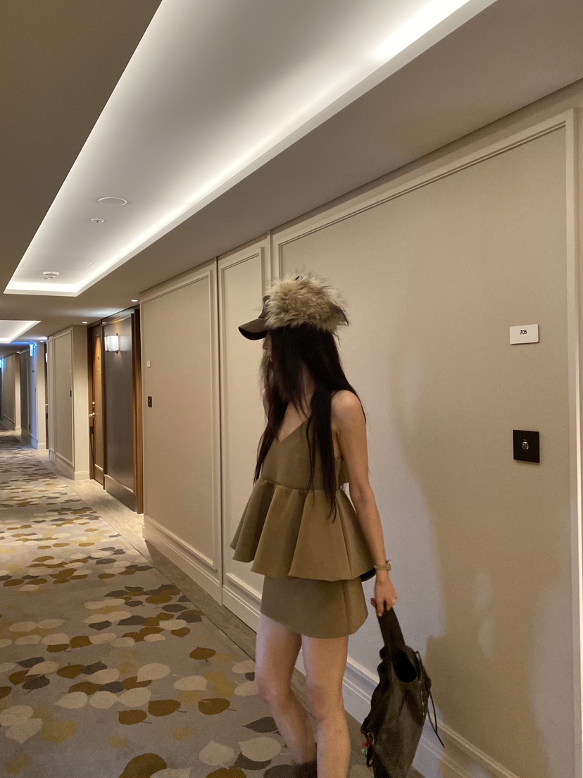 FOUREIGHT東大門代購女士新品推薦熱賣人氣真品吊帶背心無袖FOUR EIGHT吊帶/背心