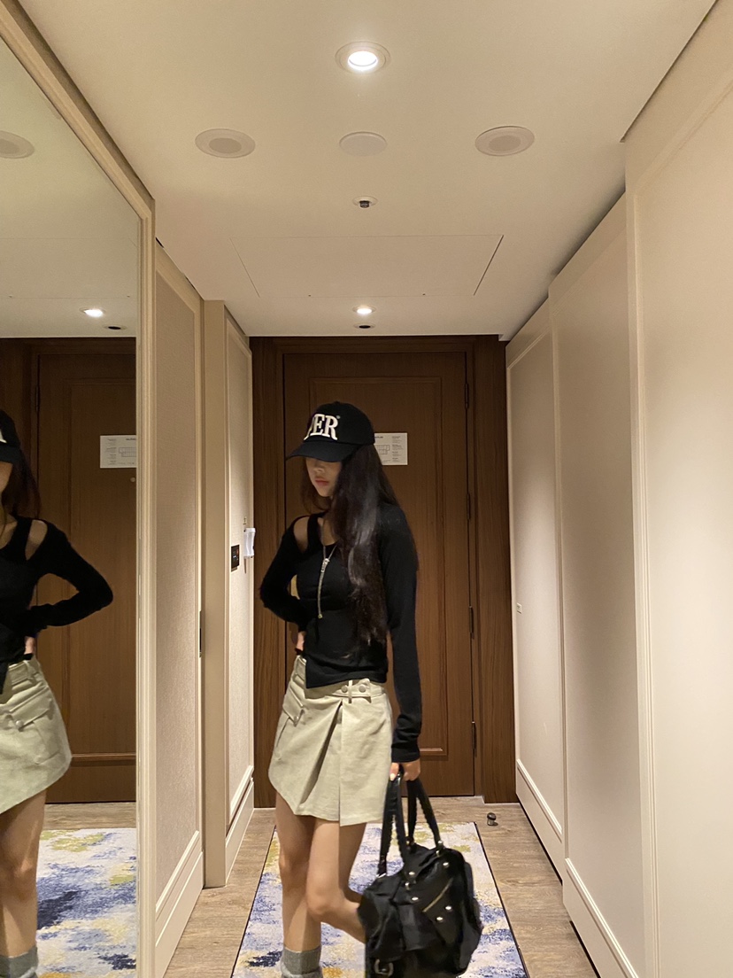 FOUREIGHT韓國直郵女士新品真品時尚職業熱賣休閑長袖T恤FOUR EIGHT長袖T恤