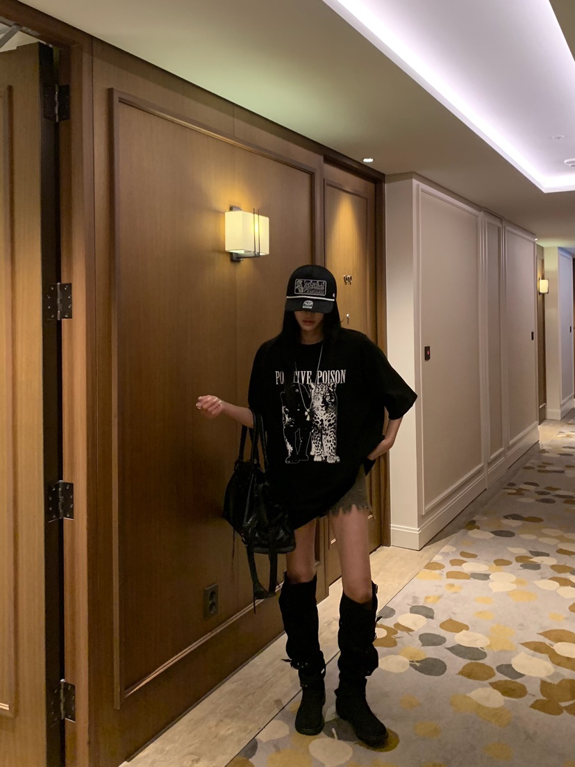 BADCALM東大門代購女士新品時尚職業推薦熱賣人氣休閑T恤BADCALMT恤