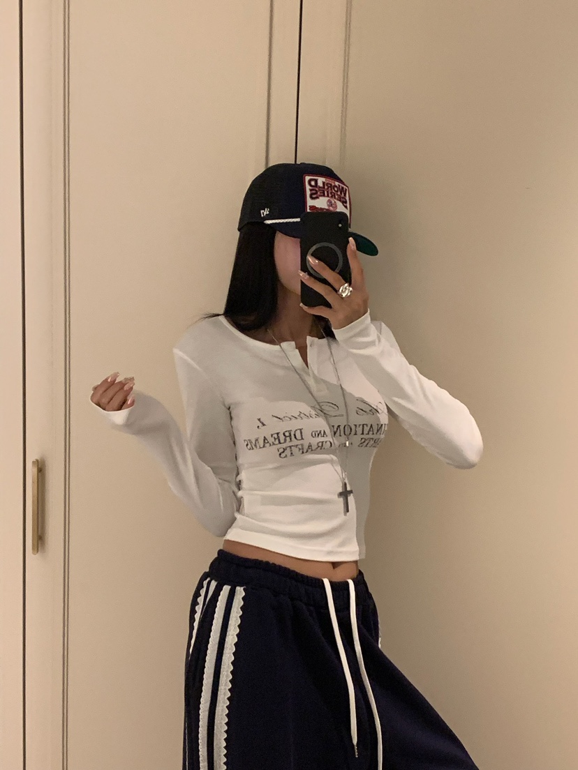 BADCALM東大門實拍女裝新款真品時尚熱賣休閑人氣長袖T恤BADCALM長袖T恤