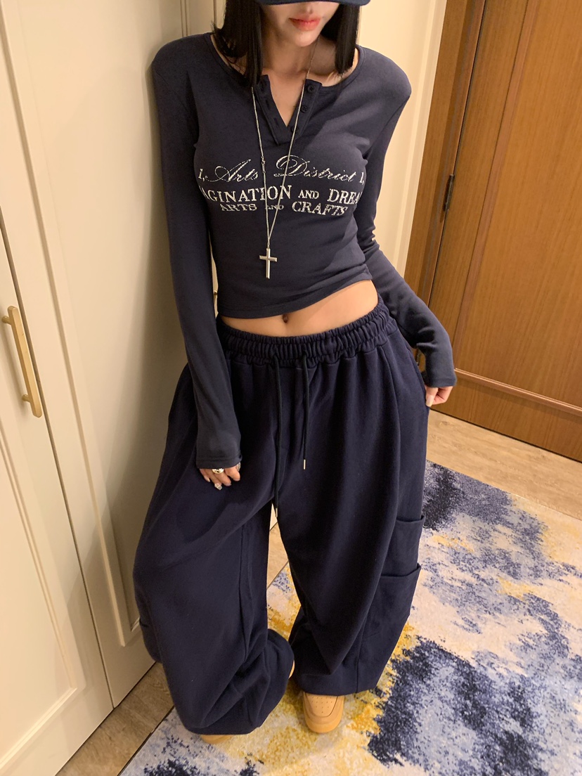BADCALM東大門實拍女裝新款真品時尚熱賣休閑人氣長袖T恤BADCALM長袖T恤圖色3