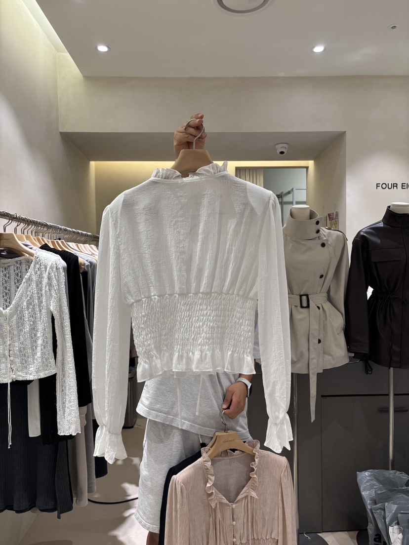 FOUREIGHT韓國直郵女士新品真品人氣職業熱賣時尚襯衫蕾絲衫FOUR EIGHT襯衫/蕾絲衫