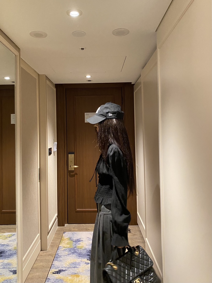 FOUREIGHT韓國直郵女士新品真品人氣職業熱賣時尚襯衫蕾絲衫FOUR EIGHT襯衫/蕾絲衫