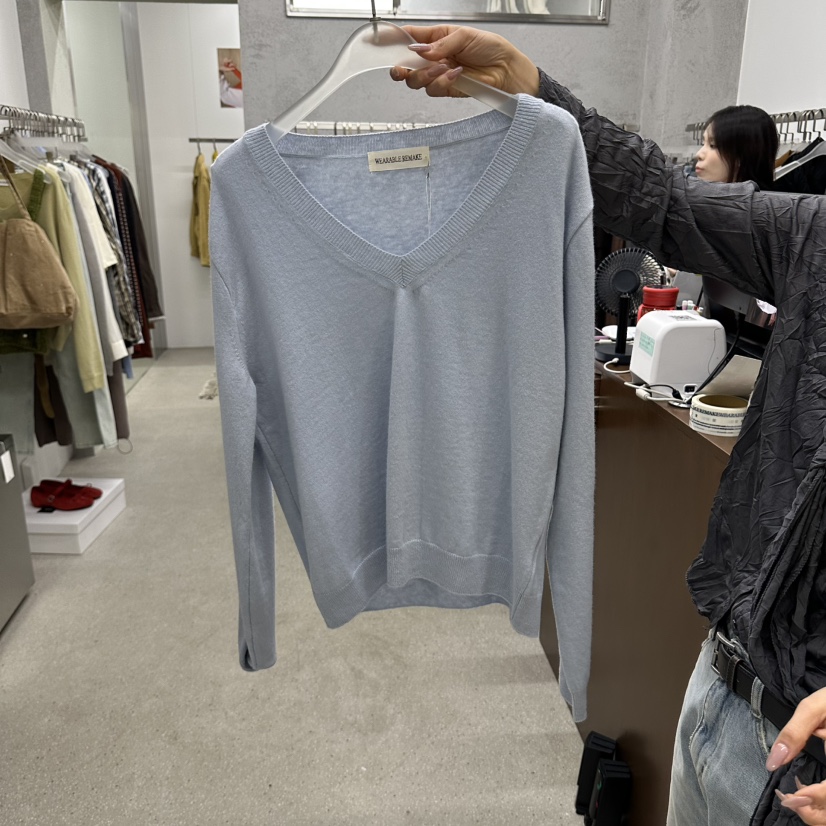 WEARABLE-L韓國直郵女士新款時尚休閑針織衫V領羊毛柔軟WEARABLE針織衫圖色2
