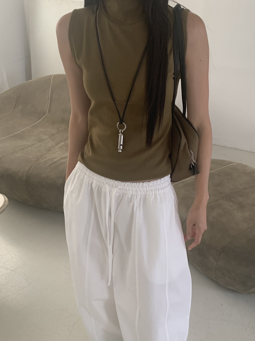 RIVER RAIN東大門實拍女裝新品時尚推薦熱賣吊帶背心高領RIVER RAIN吊帶/背心圖色1