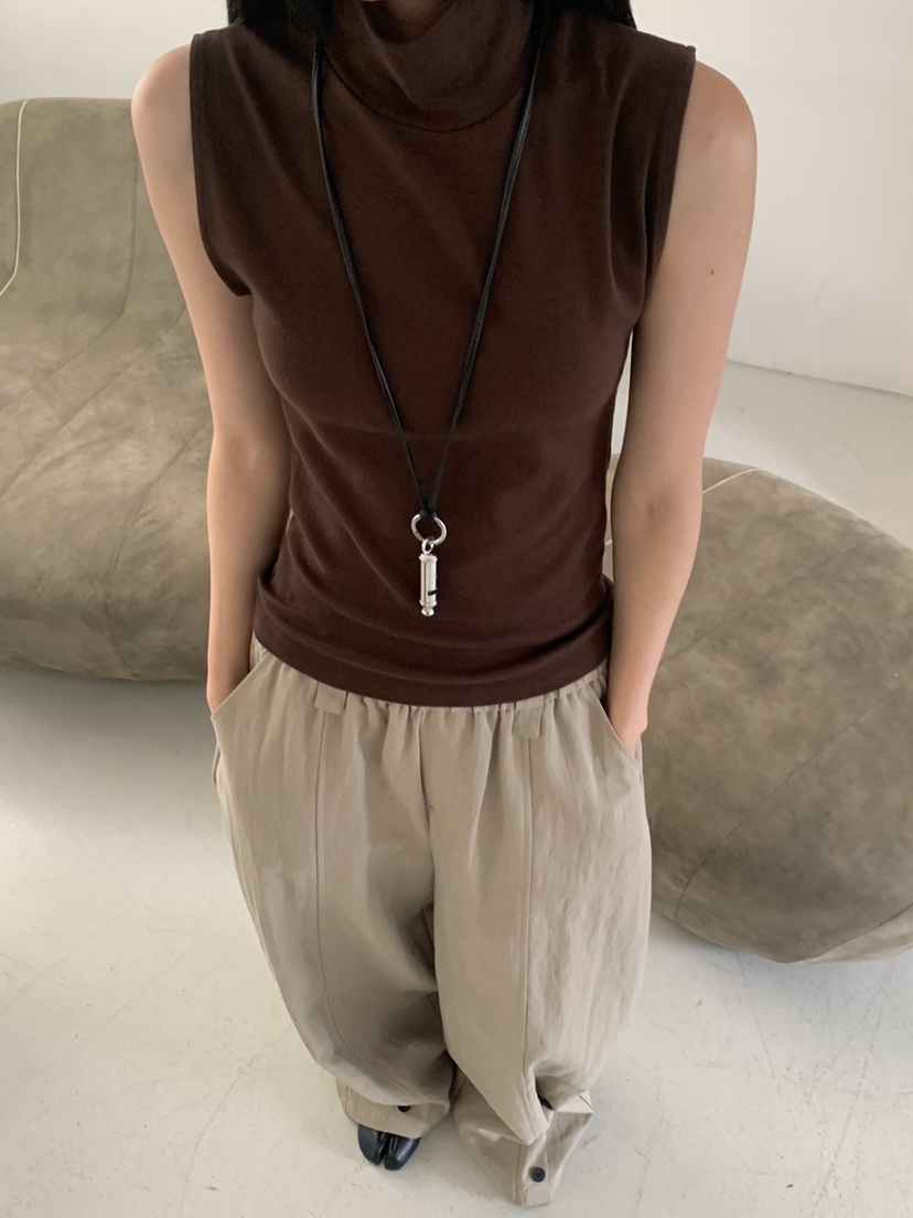 RIVER RAIN東大門實拍女裝新品時尚推薦熱賣吊帶背心高領RIVER RAIN吊帶/背心圖色2