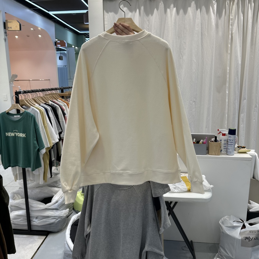 IN KIRA韓國代購女裝新款時尚人氣真品熱賣推薦休閑衛衣IN KIRA衛衣