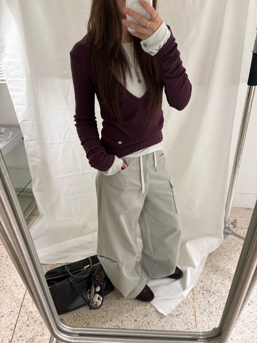 MUGE東大門實拍女士新品真品時尚推薦熱賣長袖T恤深V羅紋MUGE長袖T恤