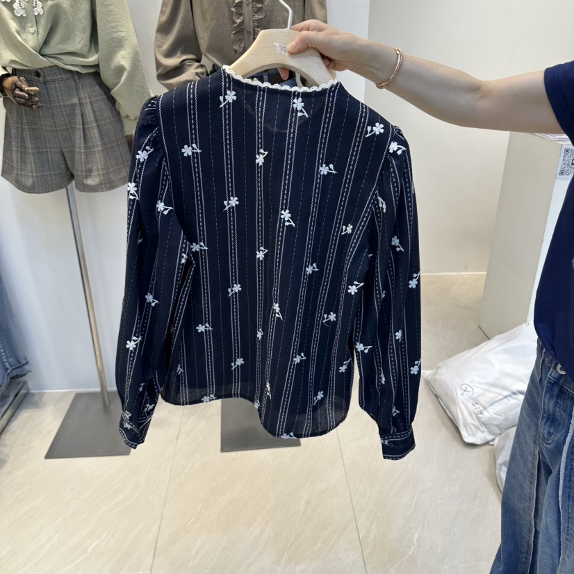 2AN.B東大門代購女士新品熱賣真品推薦人氣襯衫蕾絲衫刺繡2AN.B襯衫/蕾絲衫