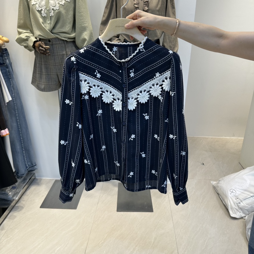 2AN.B東大門代購女士新品熱賣真品推薦人氣襯衫蕾絲衫刺繡2AN.B襯衫/蕾絲衫圖色2