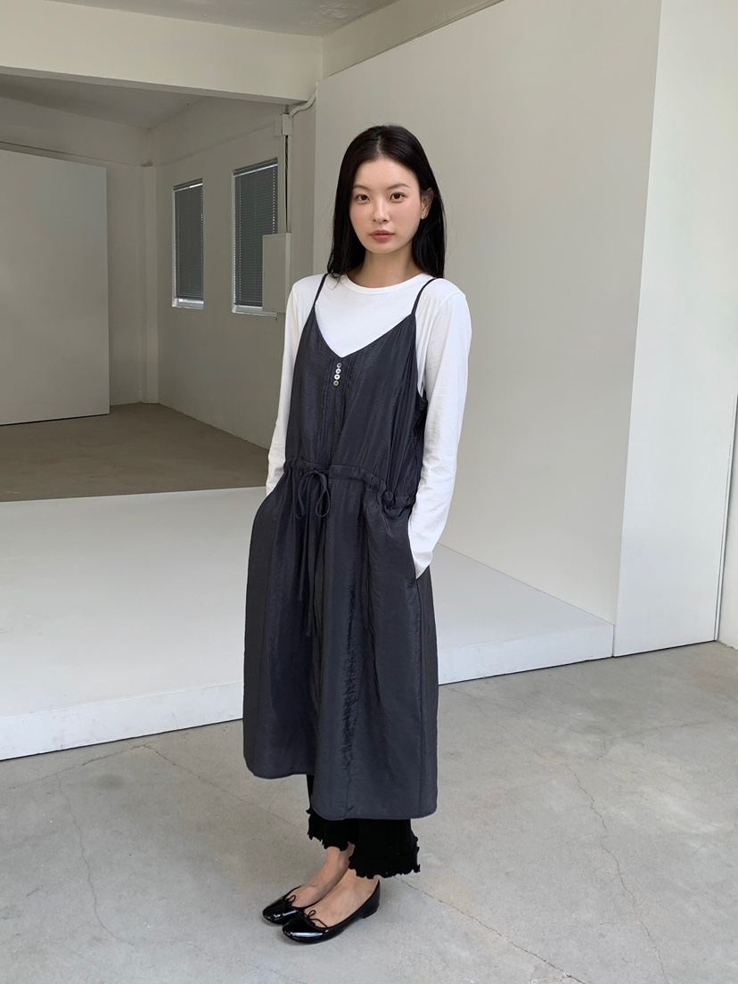 LOVEMYSANTA韓國直郵女裝新款人氣真品連衣裙OPS褶裥紐扣LOVEMYSANTA連衣裙圖色3墨色