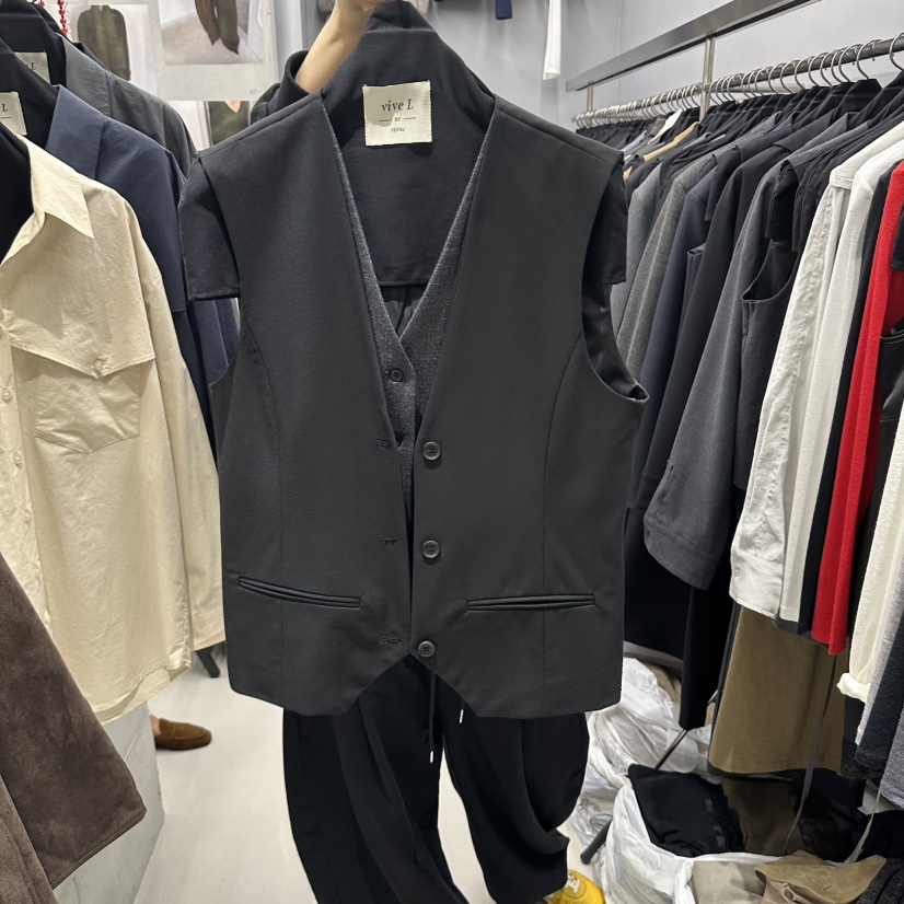 VIVEL東大門實拍女裝新品推薦熱賣休閑時尚人氣真品馬甲VIVEL馬甲圖色1黑色