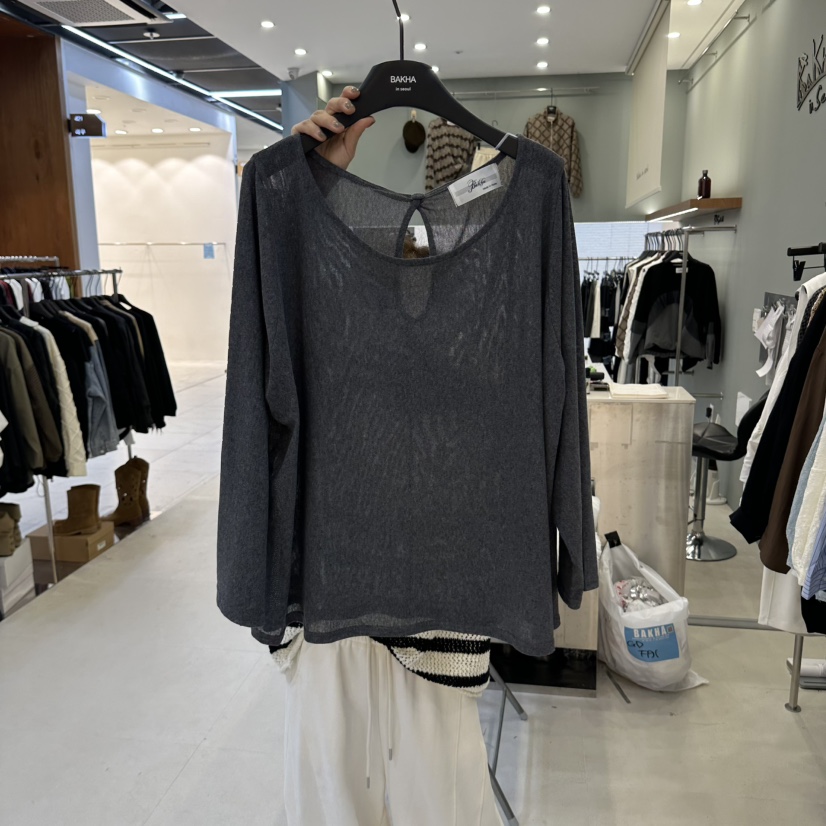 BAKHA東大門代購女裝新品時尚熱賣推薦人氣休閑長袖T恤透明CHARLES THE SECOND/CHEAP-CHIC長袖T恤圖色2墨色