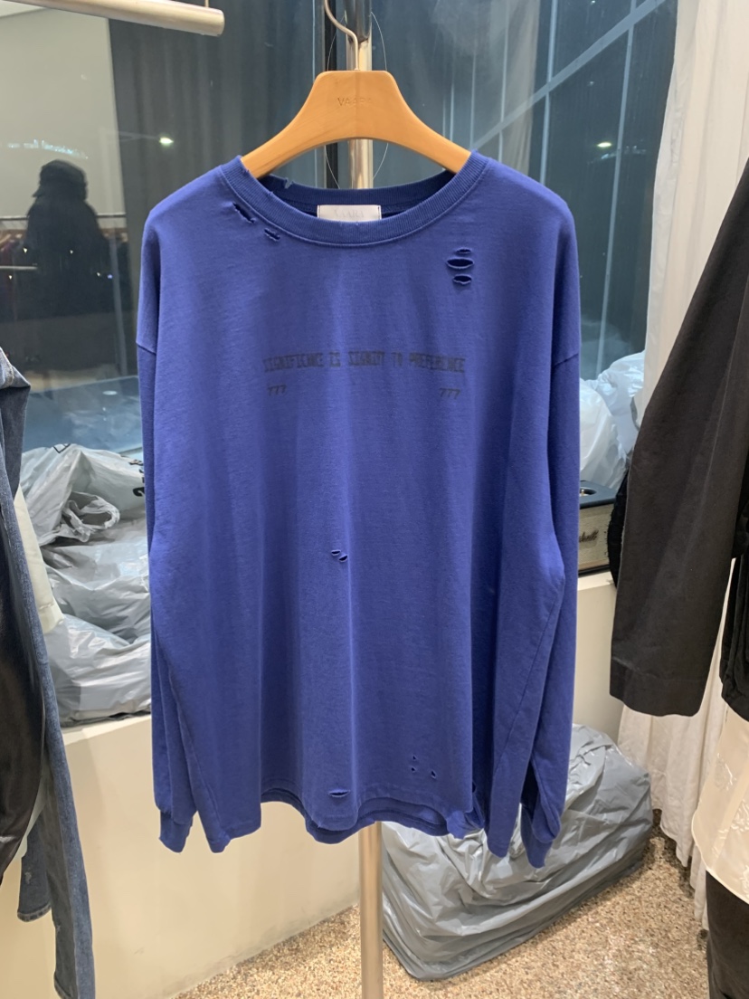 VAARA東大門實拍女裝新品熱賣時尚推薦真品人氣長袖T恤復古VAARA長袖T恤圖色2