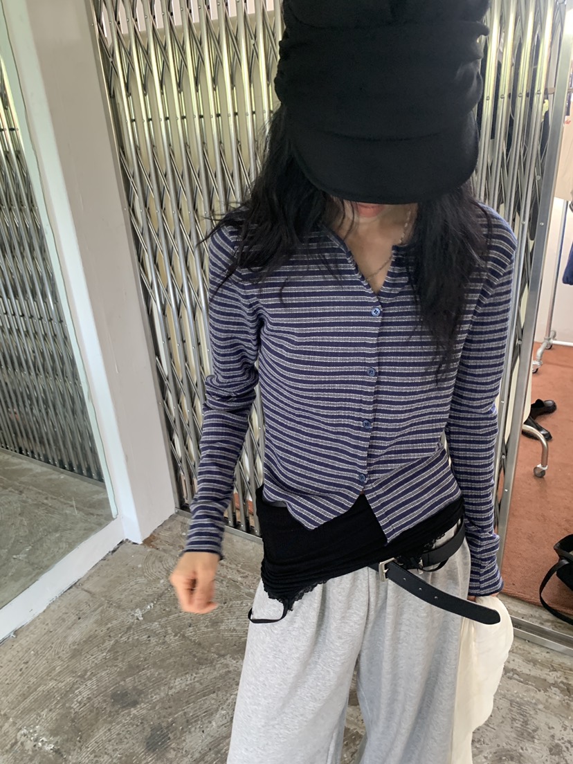 VAARA韓國代購女裝新款時尚推薦熱賣休閑人氣真品長袖T恤VAARA長袖T恤