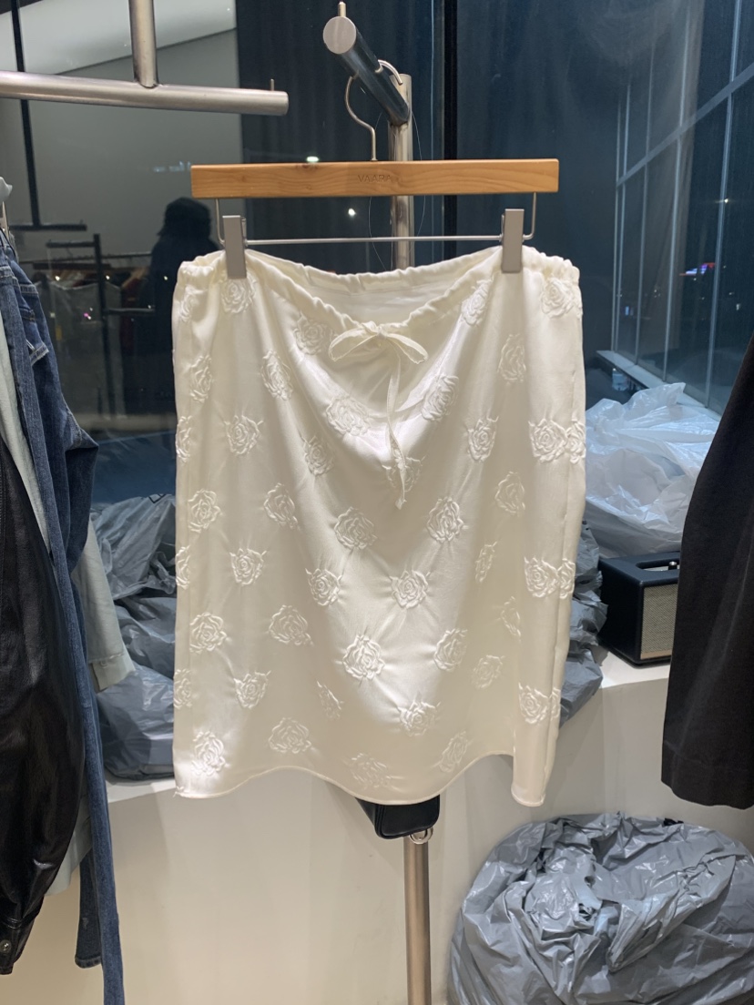 VAARA東大門代購女裝新品真品人氣時尚休閑推薦半身裙中短裙VAARA半身裙/中短裙圖色1