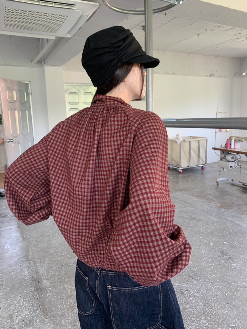 VAARA東大門直郵女裝新款熱賣時尚真品休閑襯衫蕾絲衫高領VAARA襯衫/蕾絲衫