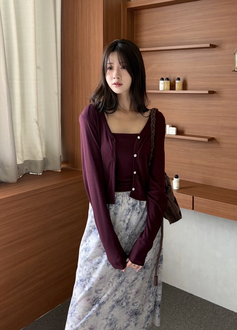 N.BROWN東大門直郵女裝新品熱賣人氣真品套裝含脖帶羊毛N.BROWN套裝