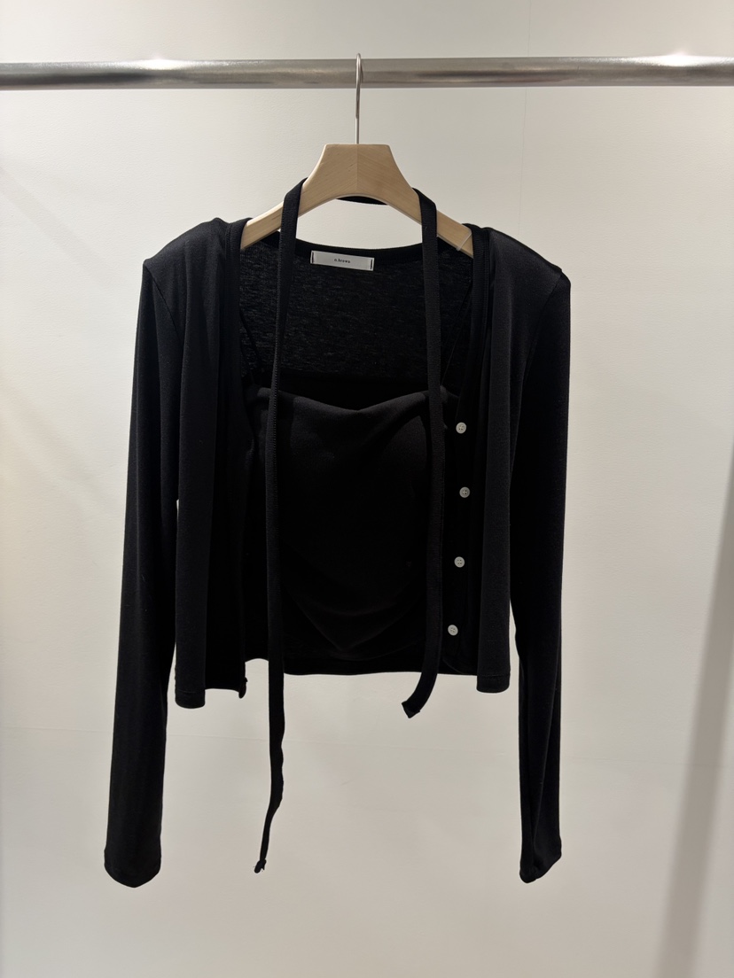 N.BROWN東大門直郵女裝新品熱賣人氣真品套裝含脖帶羊毛N.BROWN套裝圖色1