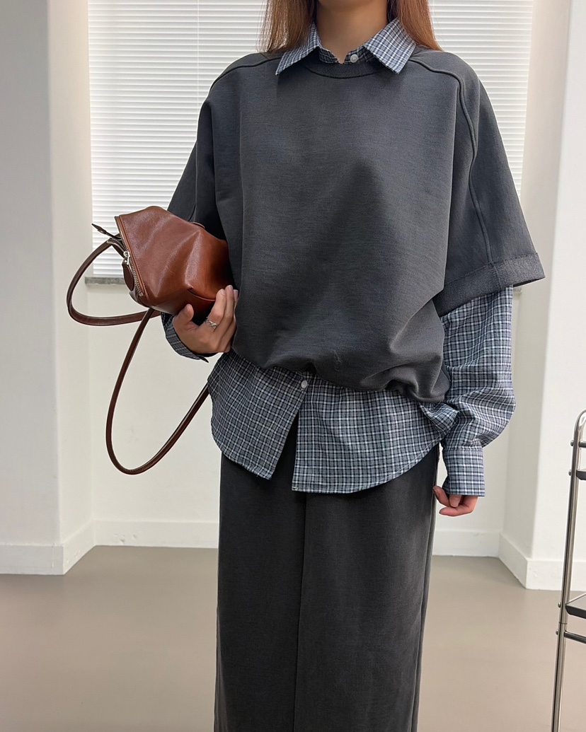 AT THE TOP東大門直郵女士新款熱賣真品推薦衛衣不含內搭AT THE TOP衛衣