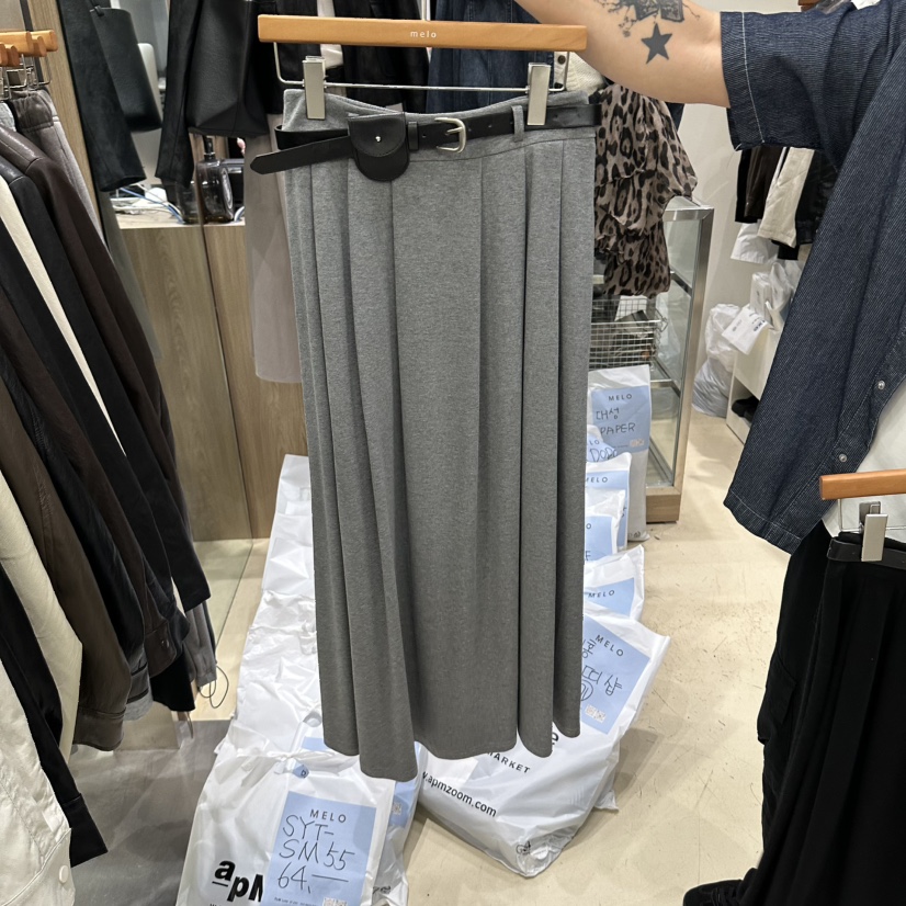 MELO韓國直郵女裝新品時尚真品休閑推薦熱賣長裙含腰帶系帶MELO長裙圖色1