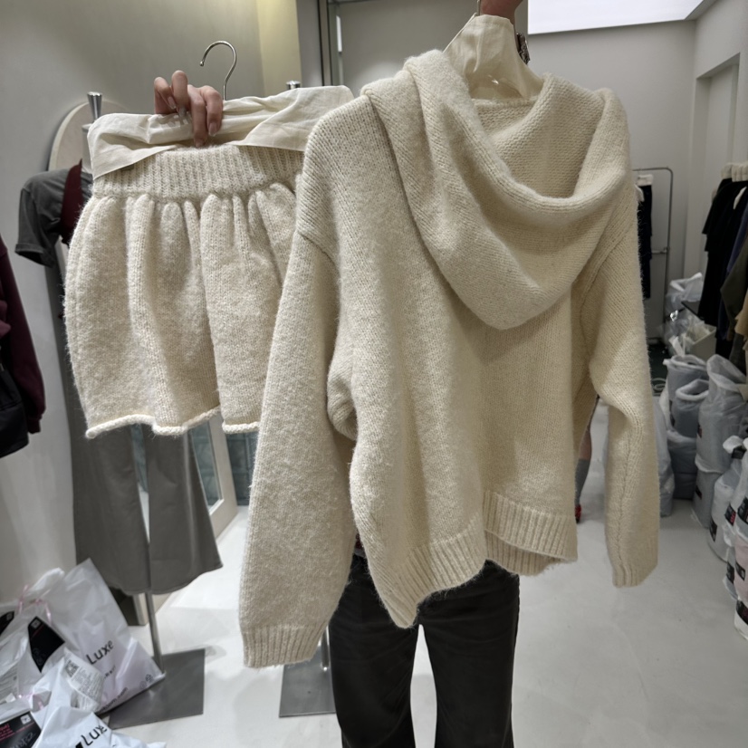 JUDYQUE東大門實拍女士新品熱賣真品時尚人氣推薦套裝連帽衫JUDYQUE套裝