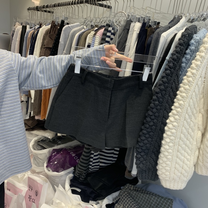 RIVEROOM東大門代購女裝新品人氣真品熱賣時尚休閑短褲羊毛RIVEROOM短褲圖色2墨