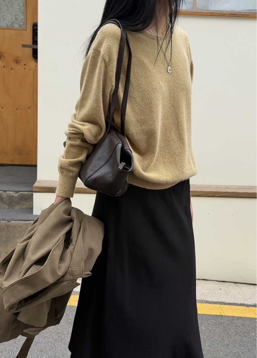 AMY GRACE-A東大門直郵女士新款推薦針織衫不含內搭浣熊AMY GRACE針織衫