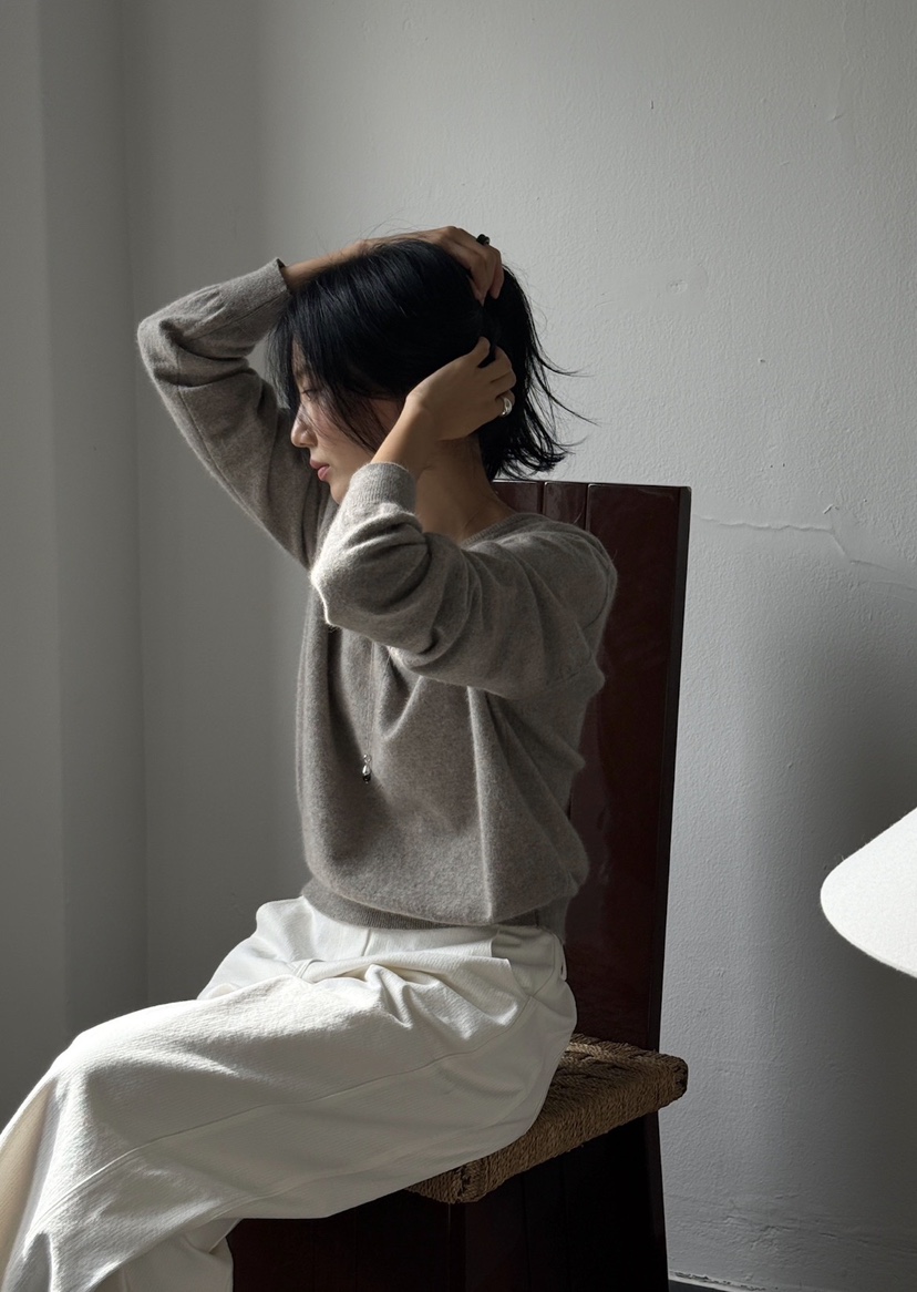 AMY GRACE-A東大門直郵女士新款推薦針織衫不含內搭浣熊AMY GRACE針織衫