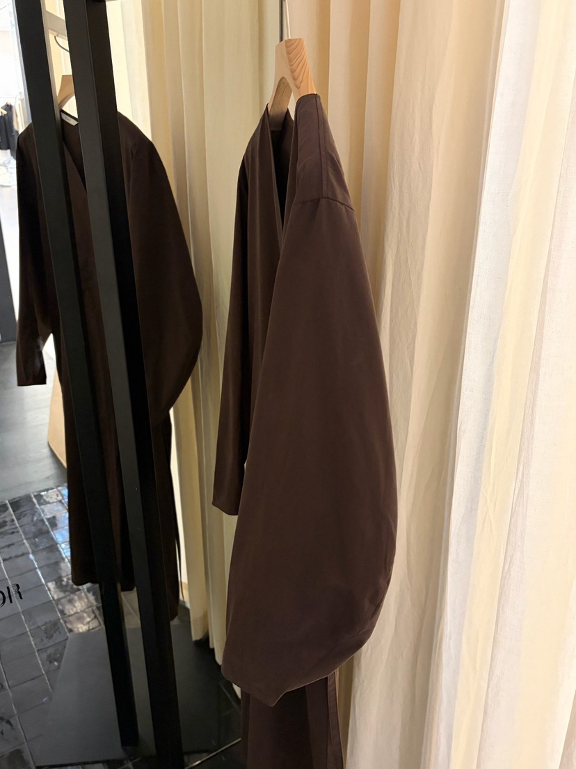 REGULARLY/PLACOR東大門直郵女裝新款時尚連衣裙含腰繩V領REGULARLY/PLACOR連衣裙
