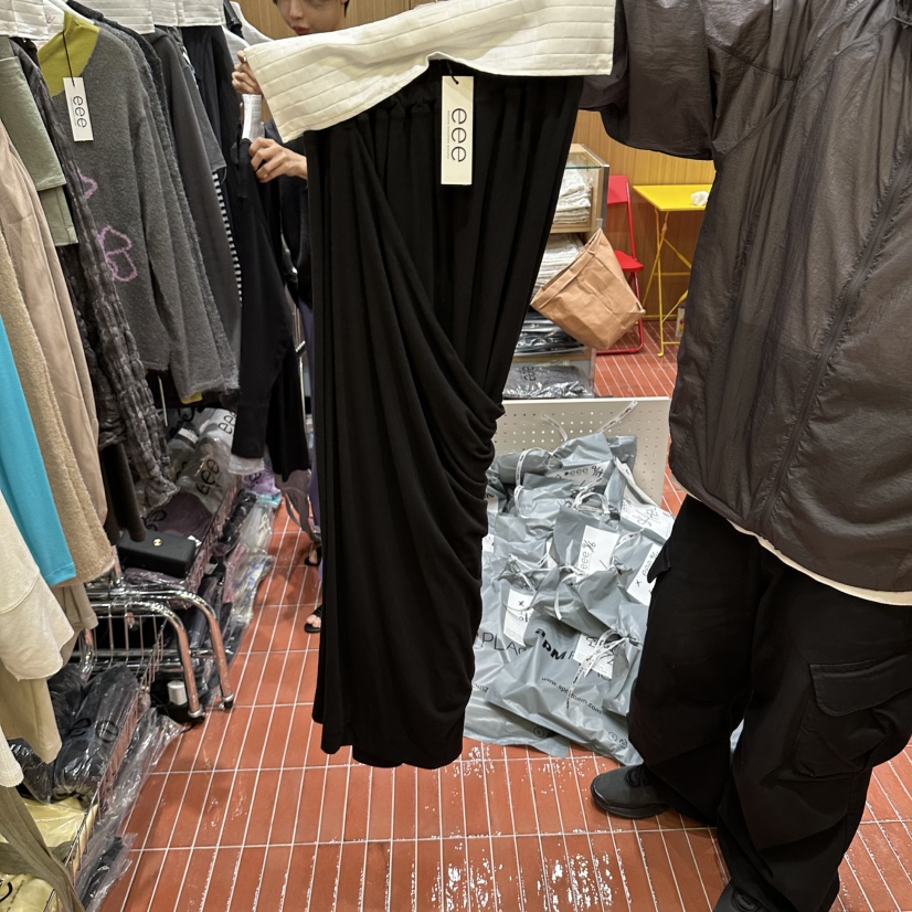EEE東大門直郵女裝新款時尚人氣真品熱賣推薦休閑長裙紐扣EEE長裙