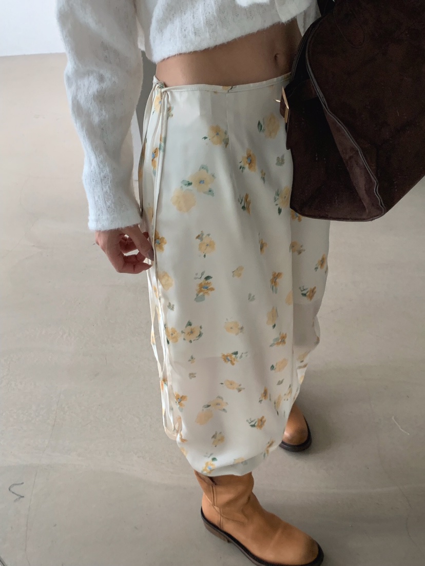 VERANDA東大門實拍女裝新品人氣熱賣真品推薦時尚長裙花朵緞VERANDA長裙