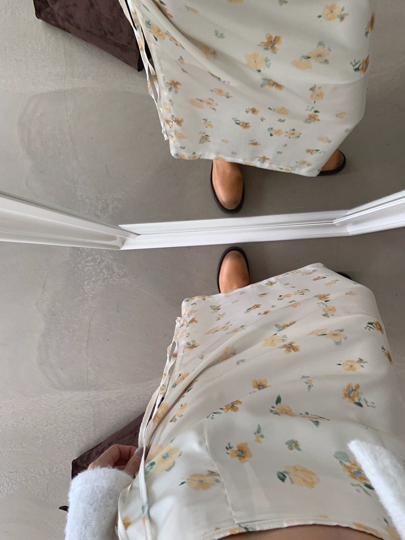VERANDA東大門實拍女裝新品人氣熱賣真品推薦時尚長裙花朵緞VERANDA長裙