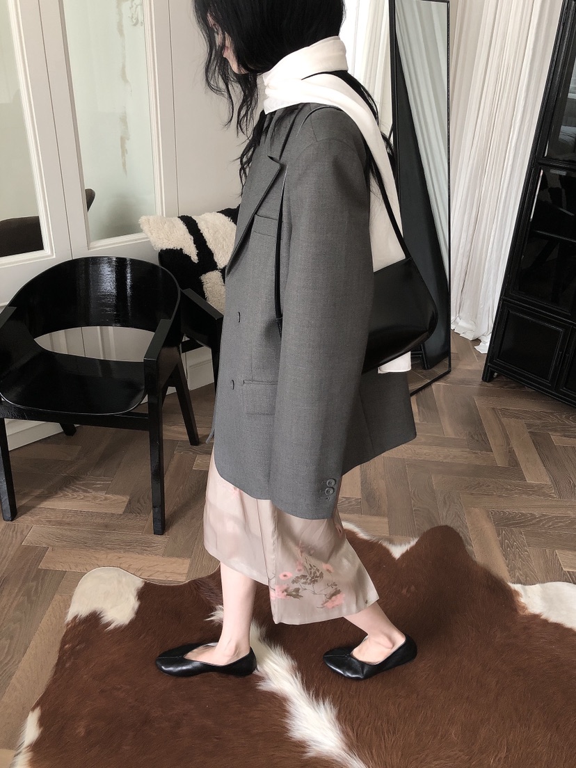 LE BUTTER韓國代購女裝新款休閑時尚熱賣西裝西服不含圍巾LE BUTTER西裝/西服