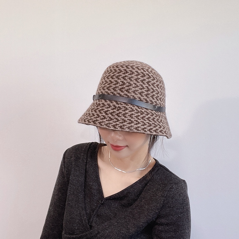 TATA東大門代購女裝新款人氣時尚推薦真品熱賣休閑帽子TATA帽子