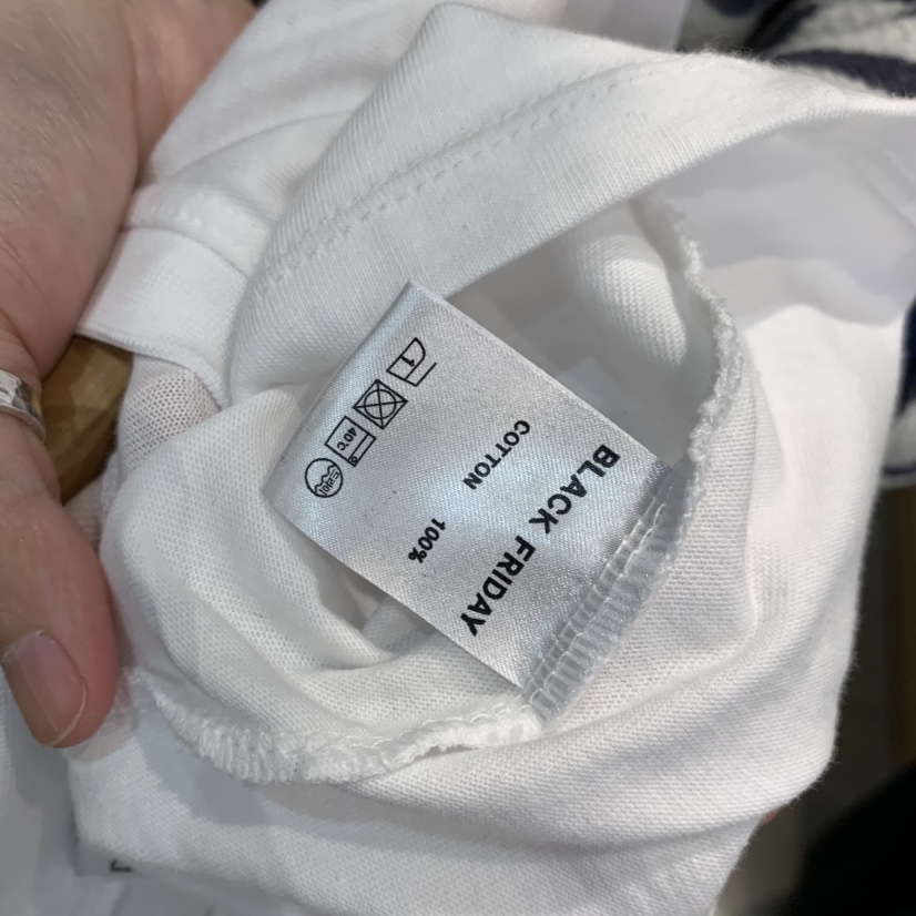 BLACKFRIDAY韓國代購女裝新品熱賣休閑真品時尚人氣長袖T恤BLACK FRIDAY長袖T恤