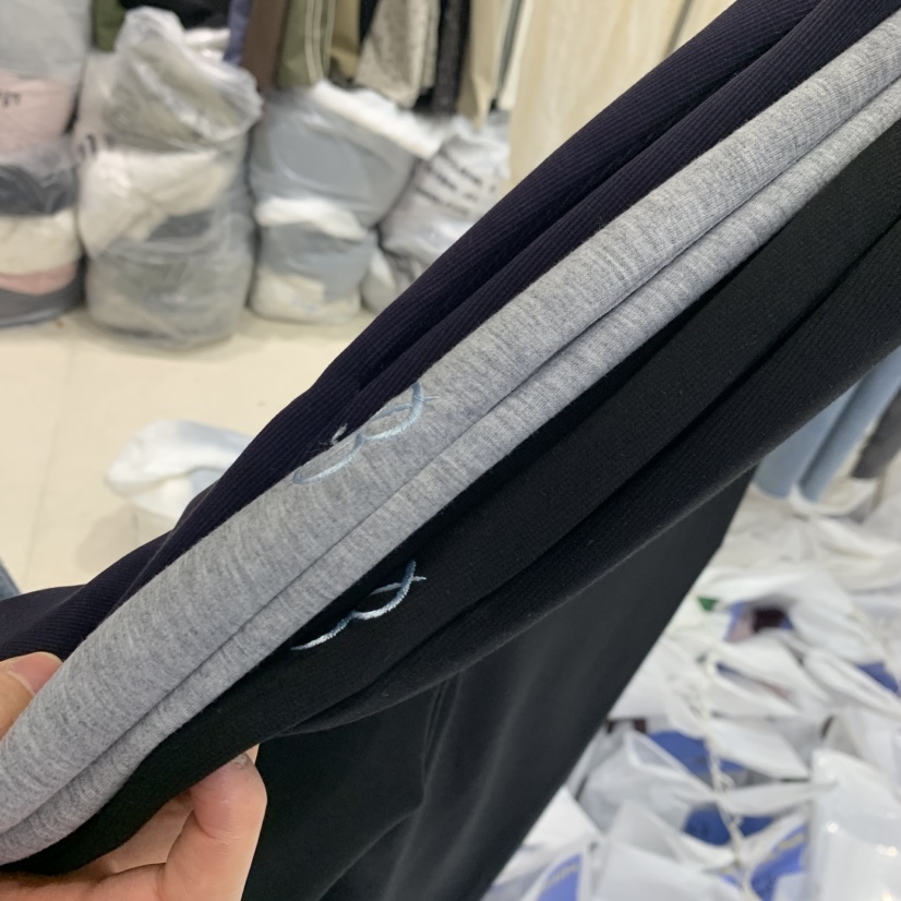 ENDOLPHIN東大門實拍女裝新品時尚真品推薦熱賣休閑褲刺繡ENDOLPHIN休閑褲