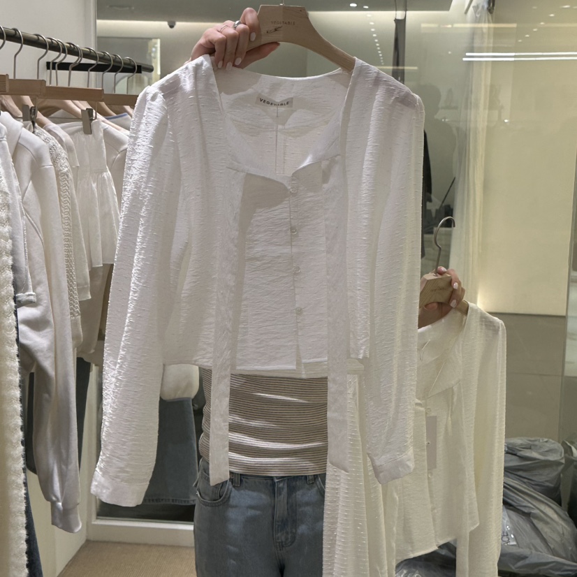 VEGETABLE東大門直郵女裝新品真品時尚推薦熱賣襯衫蕾絲衫VEGETABLE襯衫/蕾絲衫圖色2白色