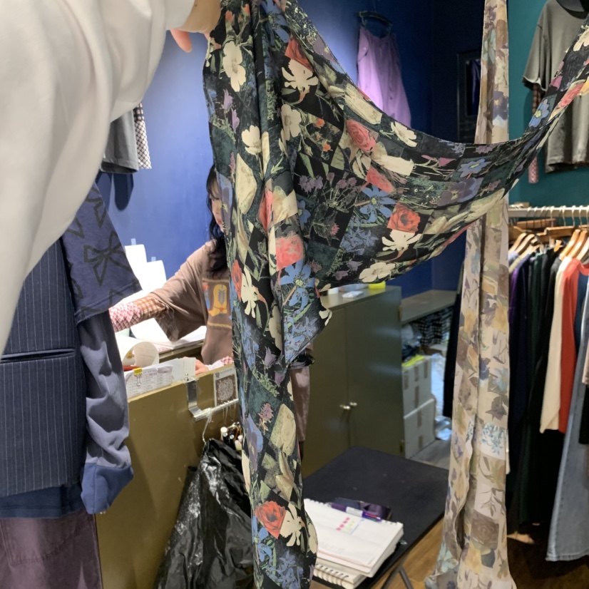 MERCI LINDA韓國直郵女裝新品推薦真品熱賣時尚圍巾披肩MERCI LINDA圍巾/披肩圖色2