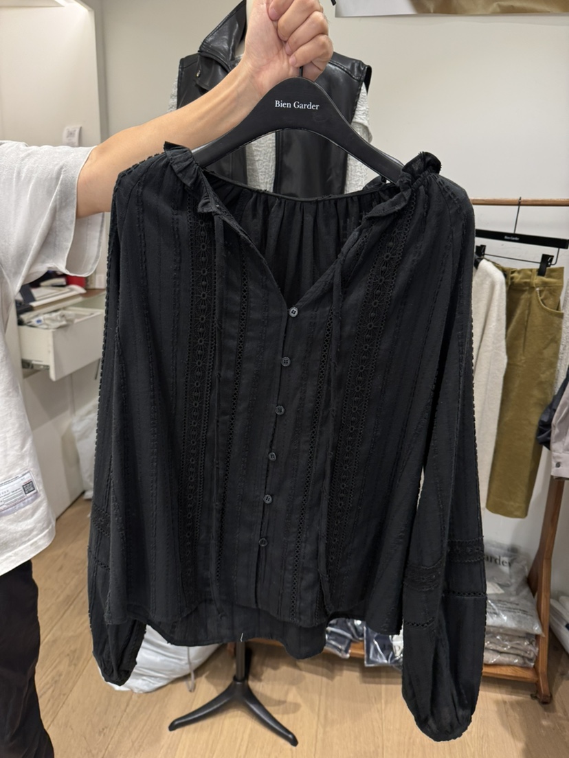 BIEN GARDER東大門實拍女士新款真品人氣時尚襯衫蕾絲衫BIEN GARDER襯衫/蕾絲衫圖色2