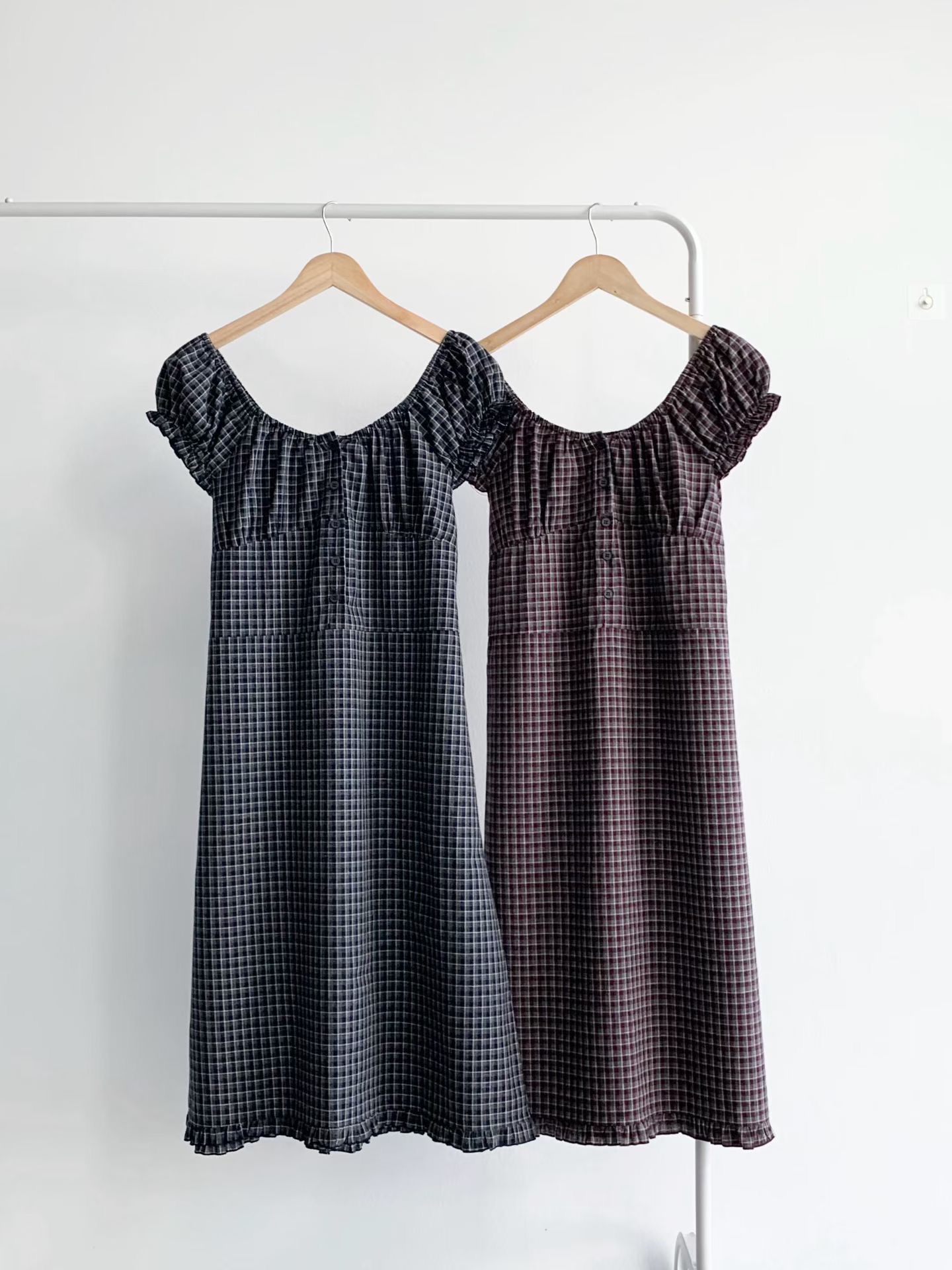 BRAND MARKET-브랜드마켓-T東大門直郵女裝新款休閑連衣裙不含內搭格紋BRAND MARKET-2件起連衣裙圖色2左二色