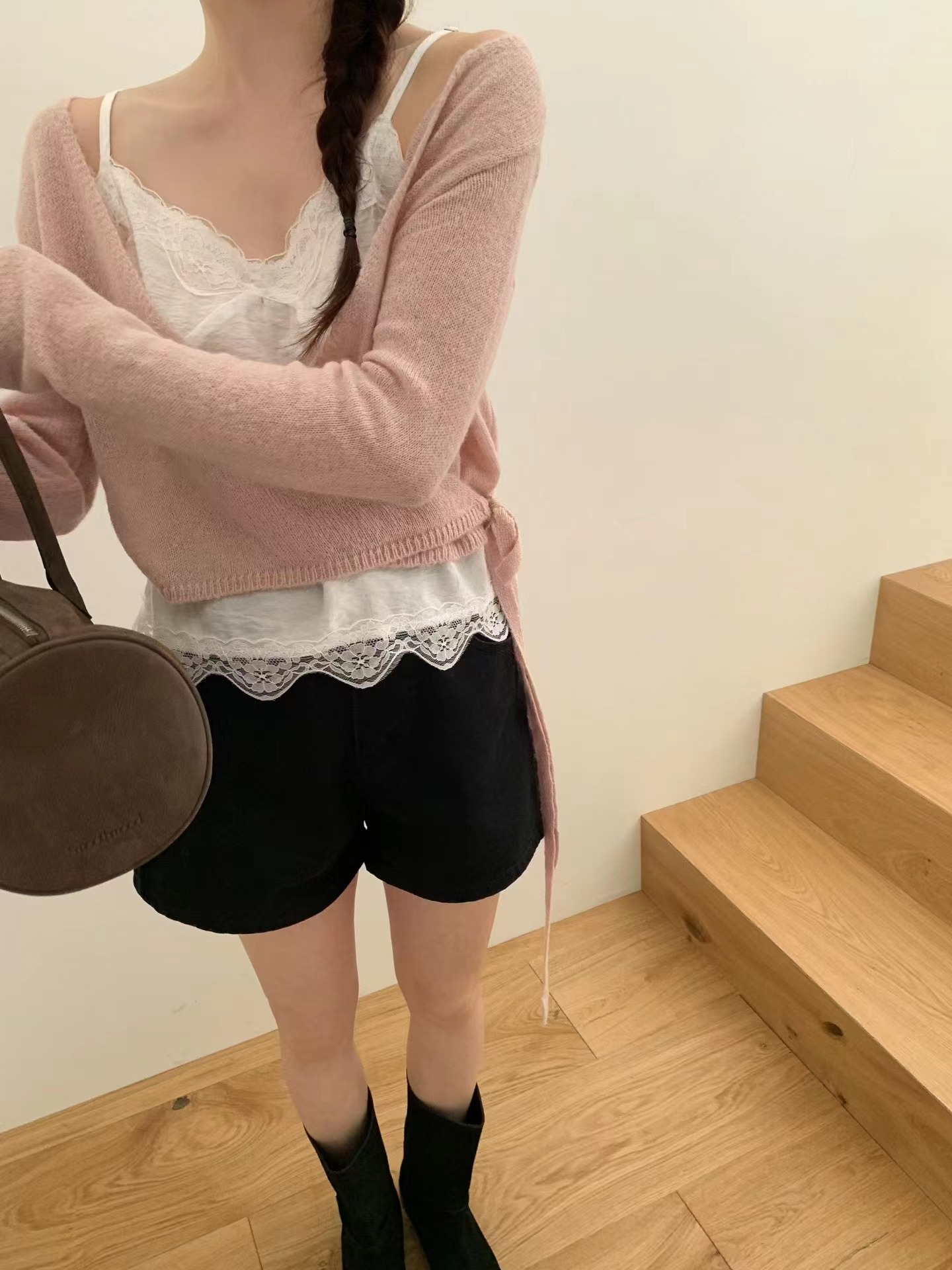 OUIR東大門實拍女士新品時尚職業熱賣人氣針織衫不含內搭OUIR針織衫