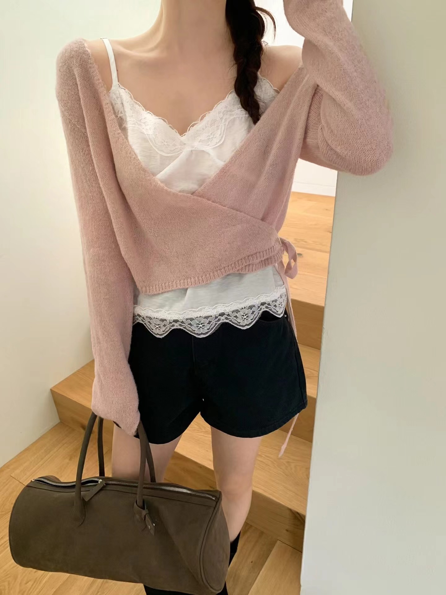 OUIR東大門實拍女士新品時尚職業熱賣人氣針織衫不含內搭OUIR針織衫圖色2