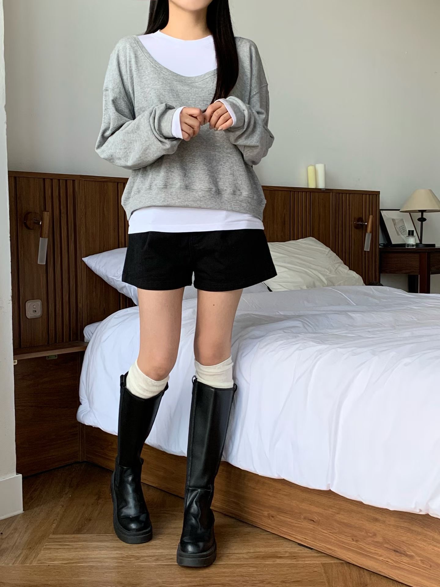 BRAND MARKET-브랜드마켓-T東大門實拍女裝新款時尚長袖T恤不含內搭U領BRAND MARKET-2件起長袖T恤